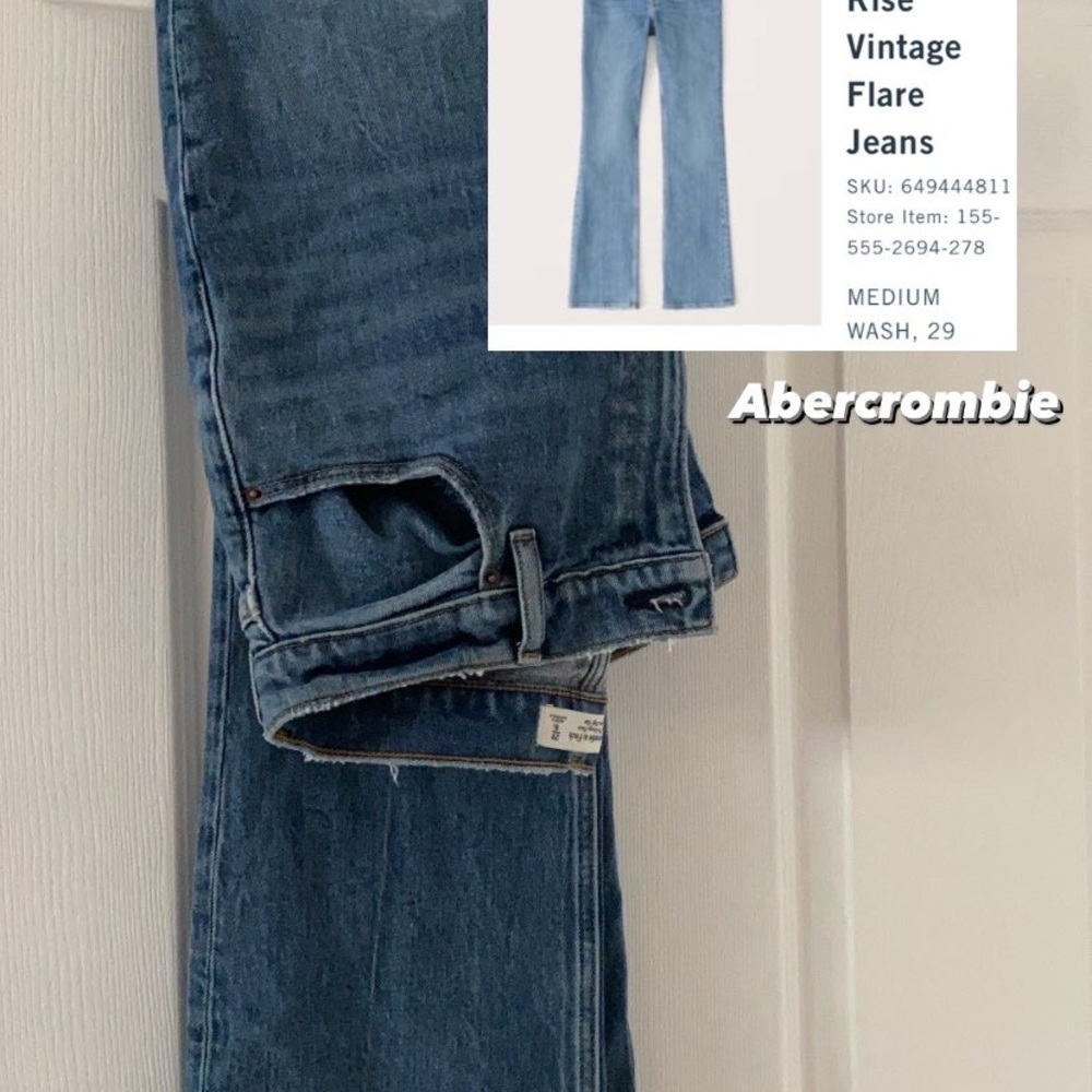 ABERCROMBIE FLARE HIGHWAISTED JEANS